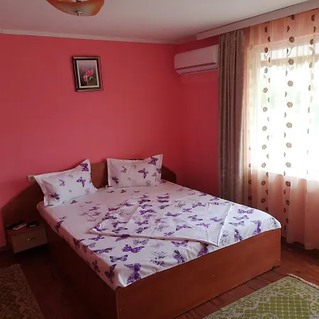 Casa Aura 2 Pensión